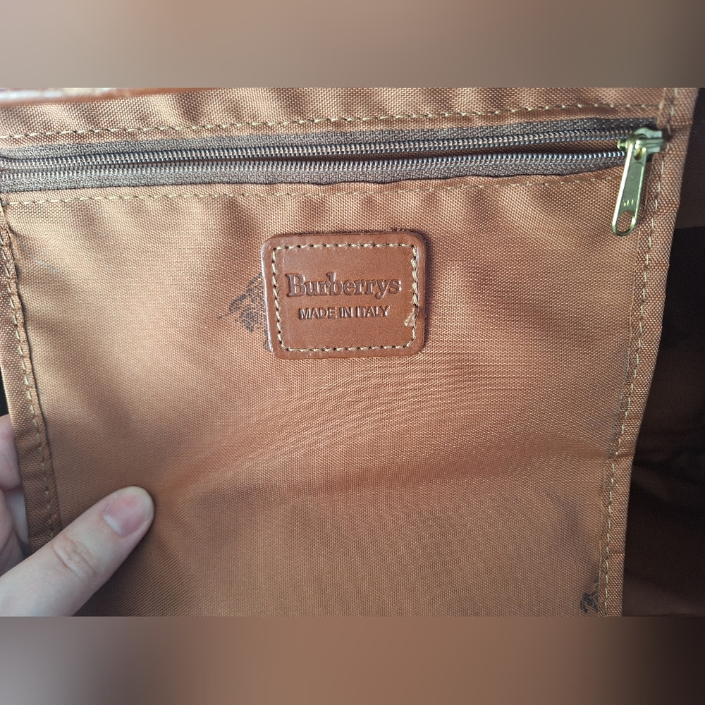 Rare Vintage Burberrys Haymarket Duffle Doctor Bag - Picture 14 of 15